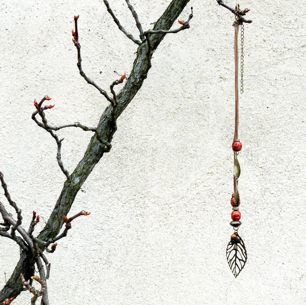 Náhrdelník - jeden lístek stačí