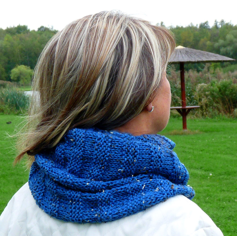 Nákrčník z tvídu - modrý