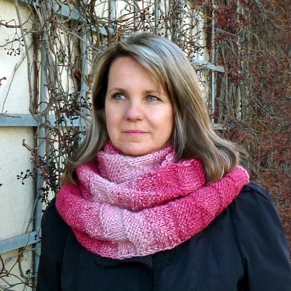 Vlněný nákrčník - fuchsie