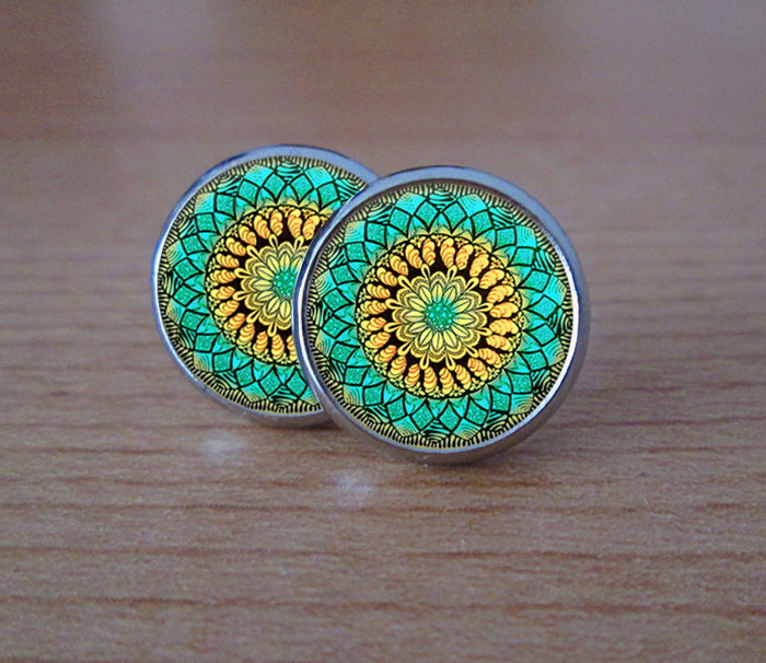 Lekníny - náušnice puzetky