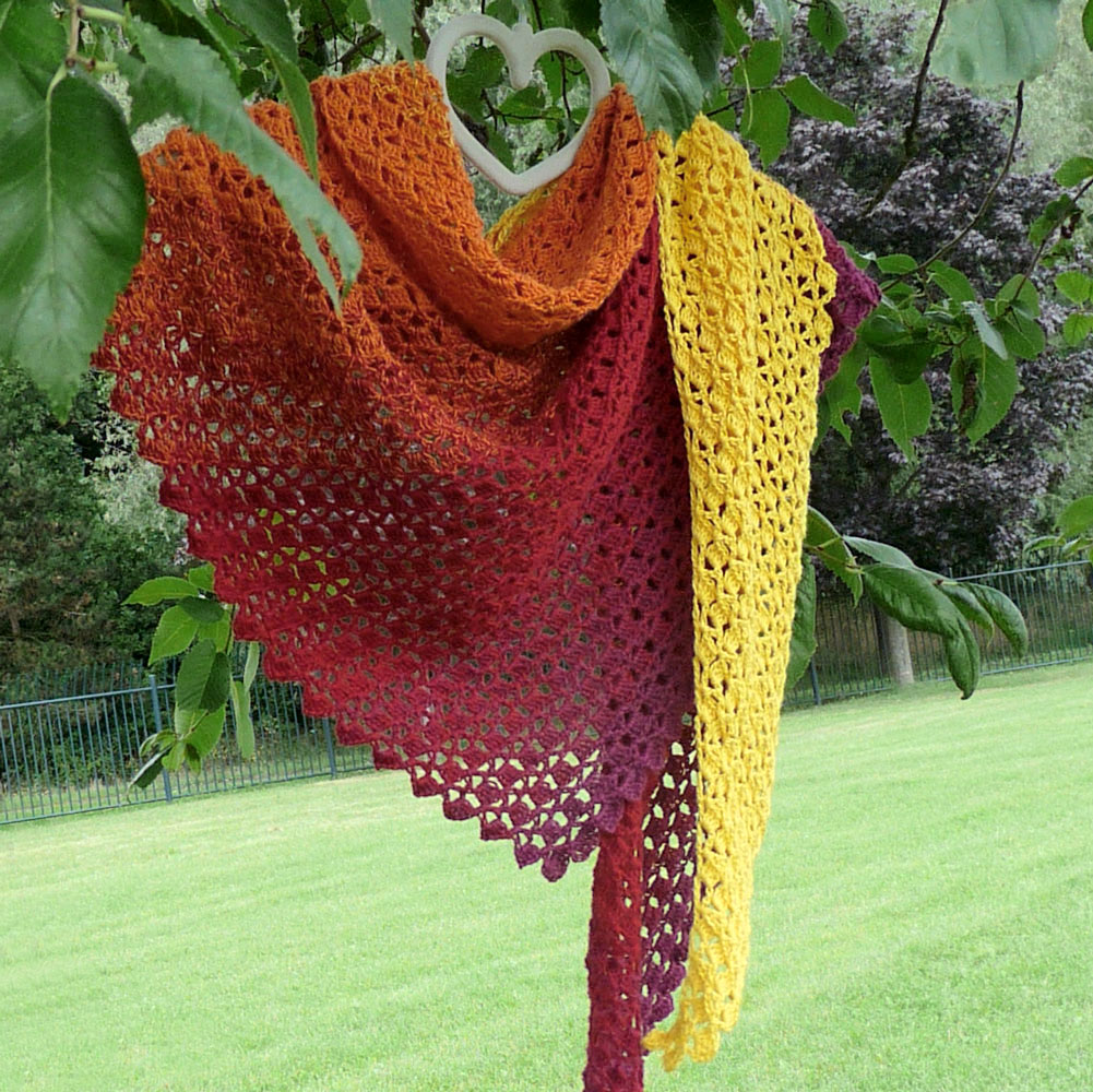 Háčkovaný šátek - pro radost i pro zahřátí