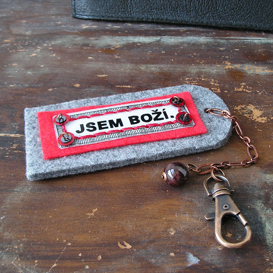 Jsem boží, červená verze