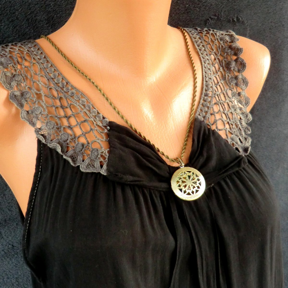 Orgonit v medailonku * Pro Lásku