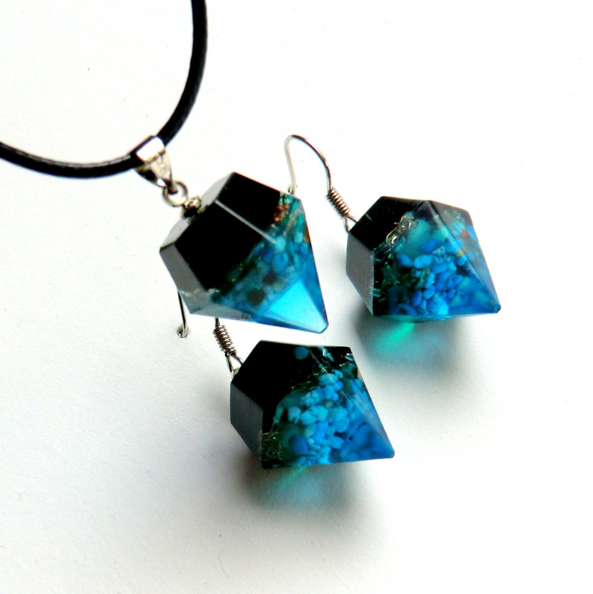 Orgonitový přívěsek * Diamant * Tyrkenitový