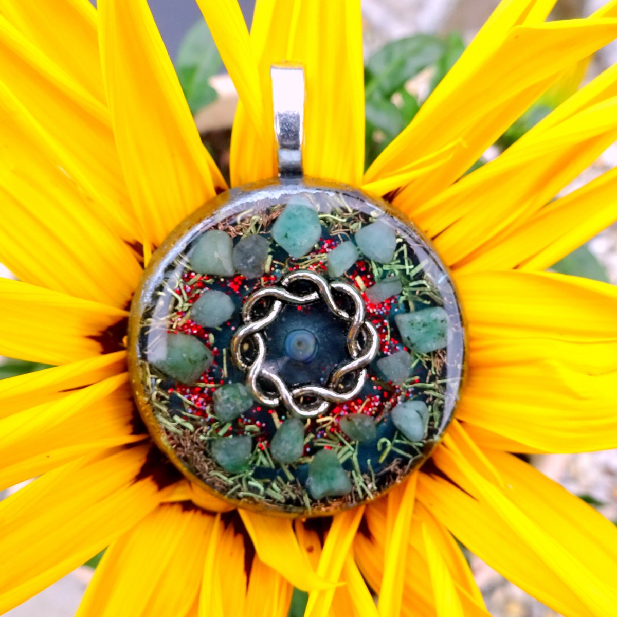 Orgonit D2 * Smaragdová ochrana Karmy * grafit