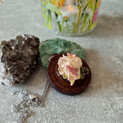 Náhrdelník květ růže