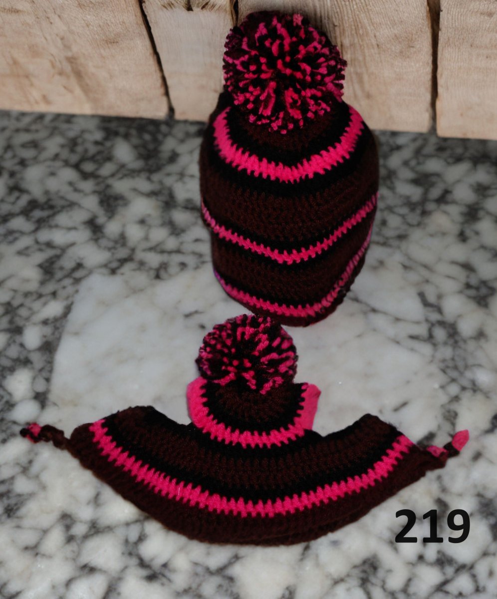 Háčkovaný set pro koně a jezdce