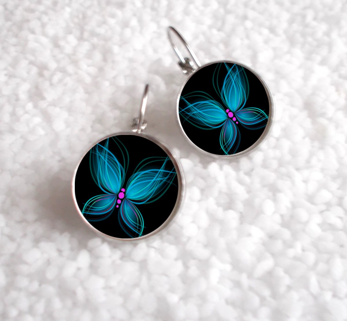 Náušnice z pryskyřice