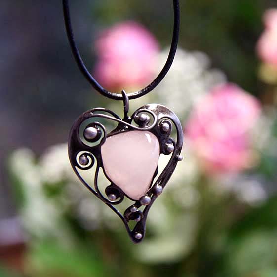 Srdce Dagmar - Růženín + Náušnice ZDARMA...