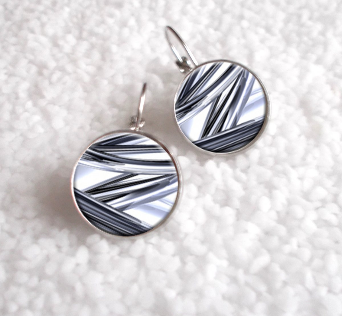 Náušnice z pryskyřice