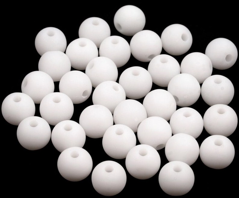 Plastové korálky 8mm (30ks) - bílá