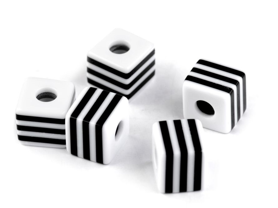 Plastové korálky - 10 kusů