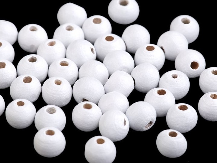 Dřevěné korálky 8 mm (60ks) - bílá