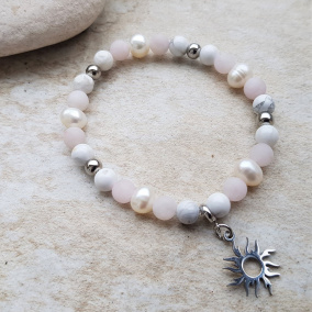 Náramek z říční perly, magnezit, růženín se sluníčkem