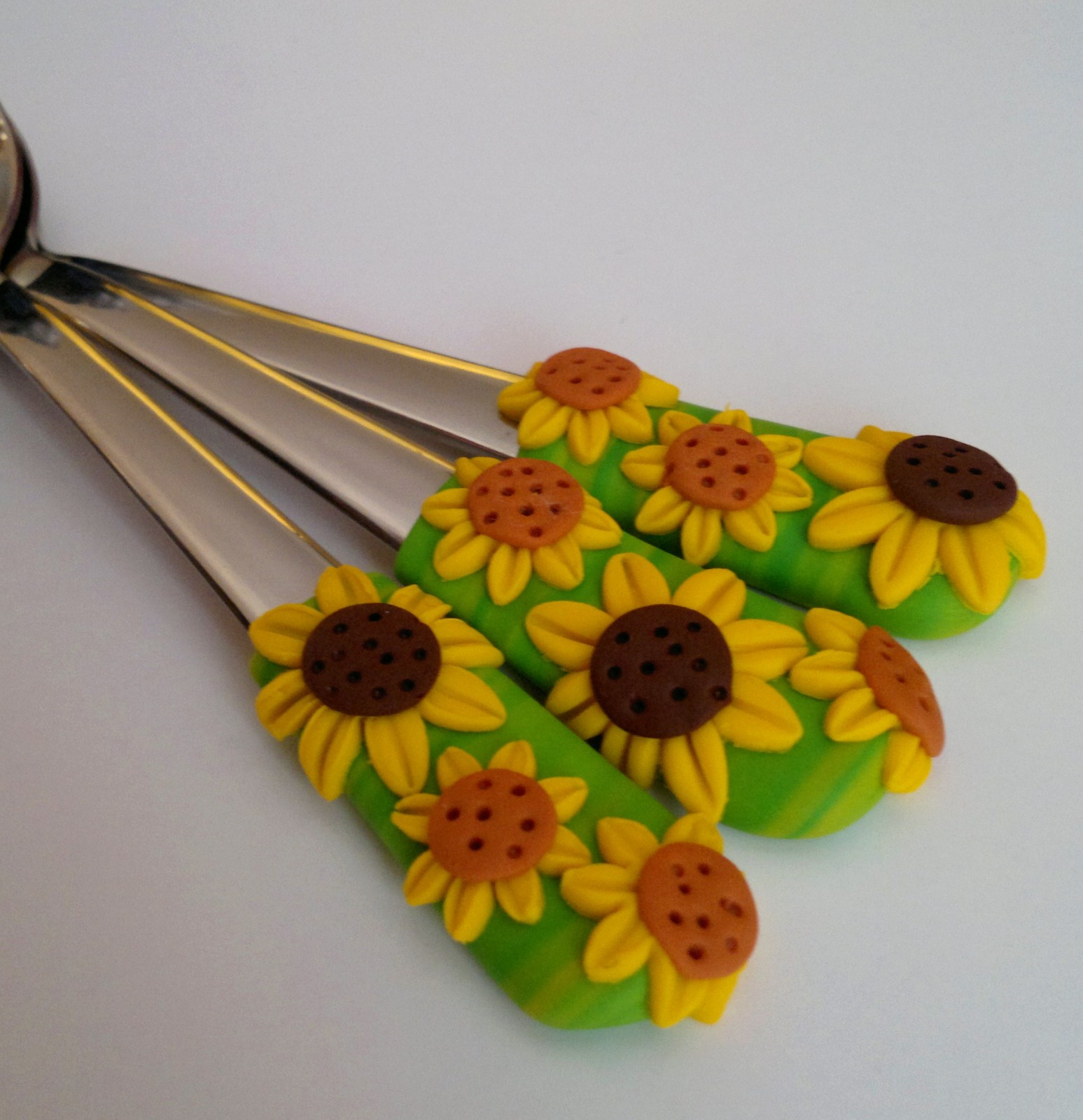 Slunečnicové čajové lžičky ...