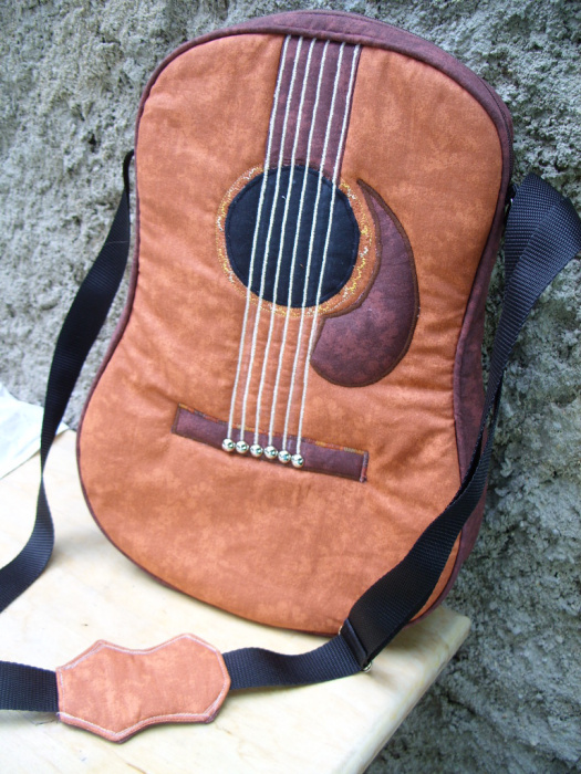 Kabelka - kytara