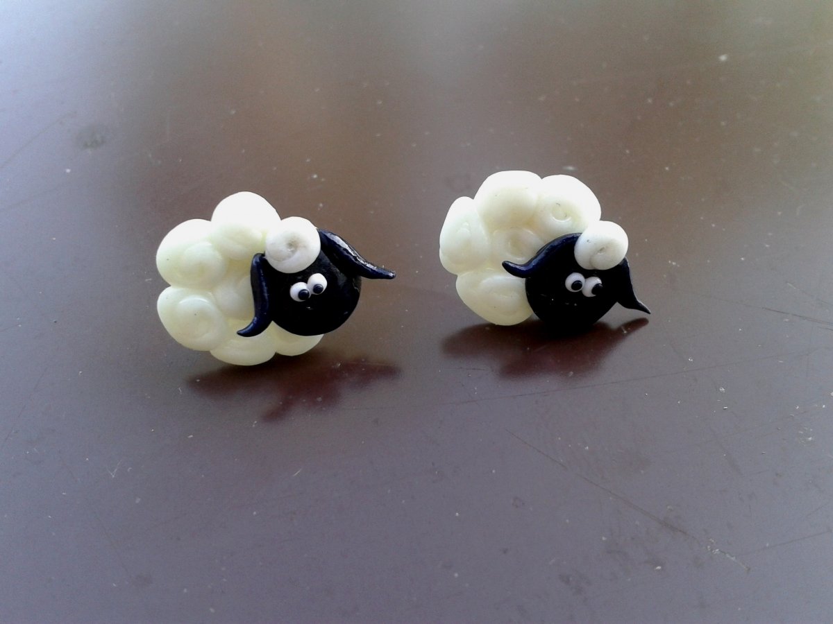 Fosforeskující ovečky - náušničky