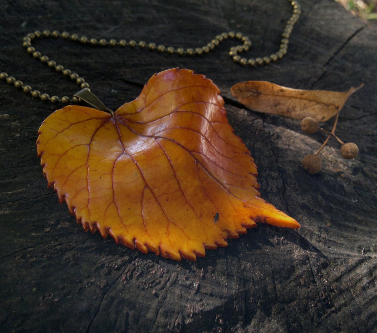 Lipka.. Přívěsek s řetízkem