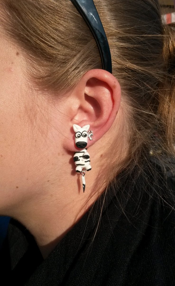 zebry skrz ouško 1ks