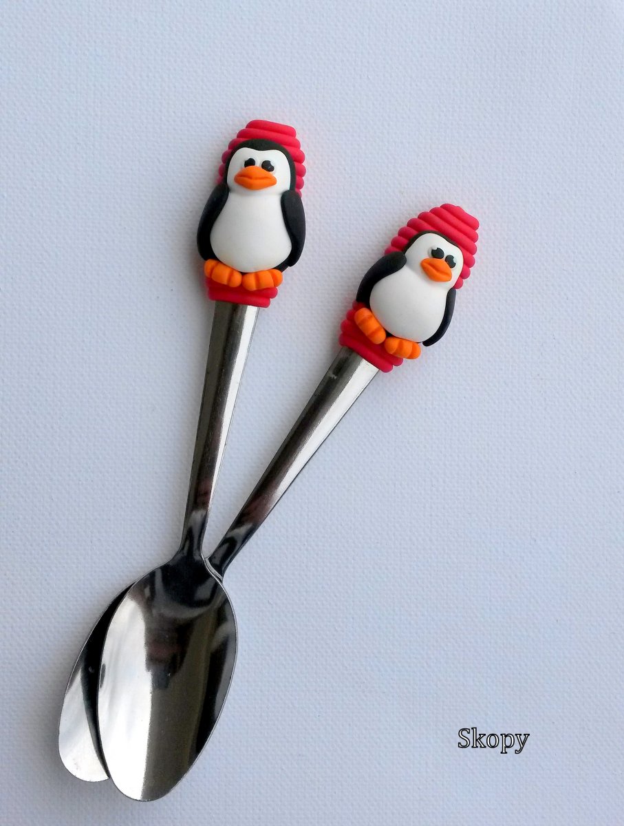 lžička s tučnákem