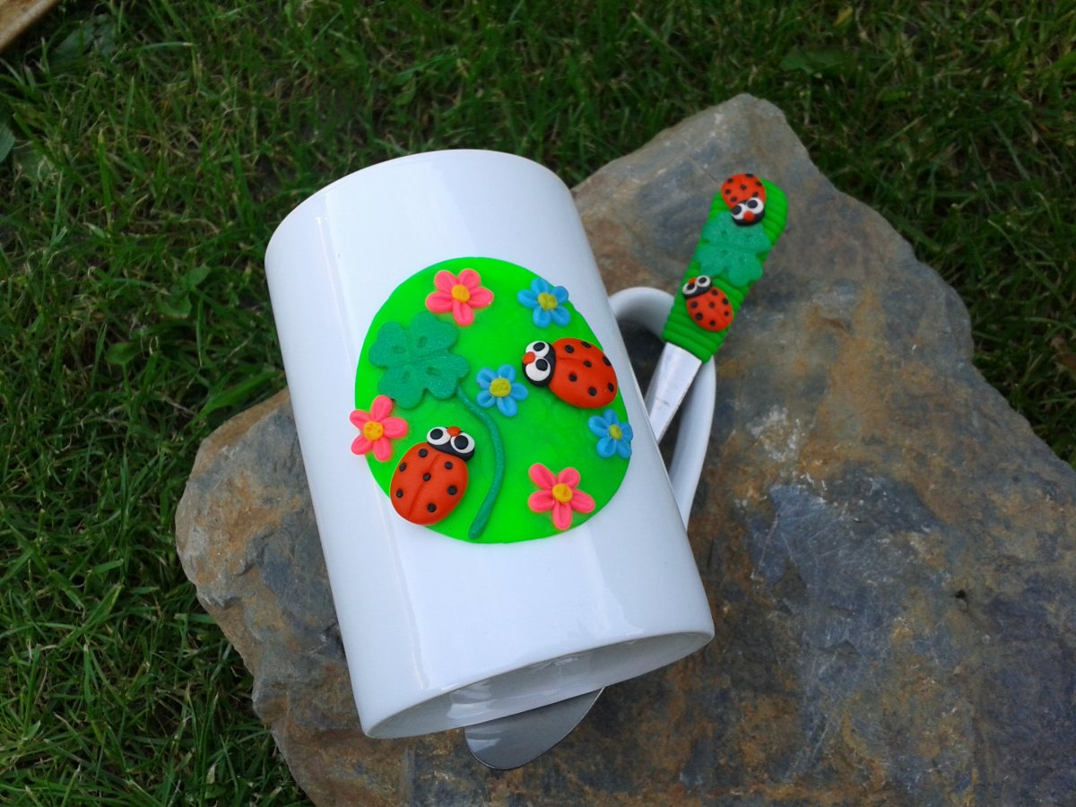 SETÍK HRNEČKU A LŽIČKY - berušky