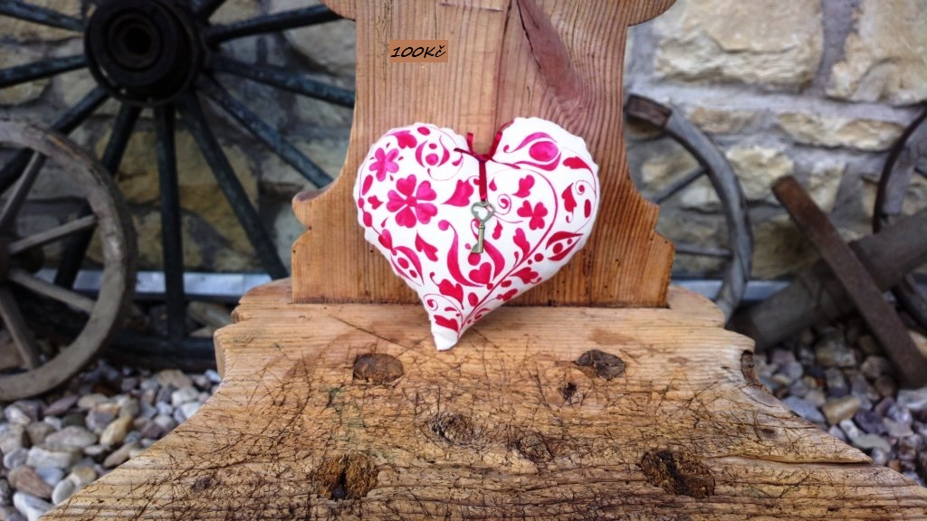Velké srdíčko ručně malované