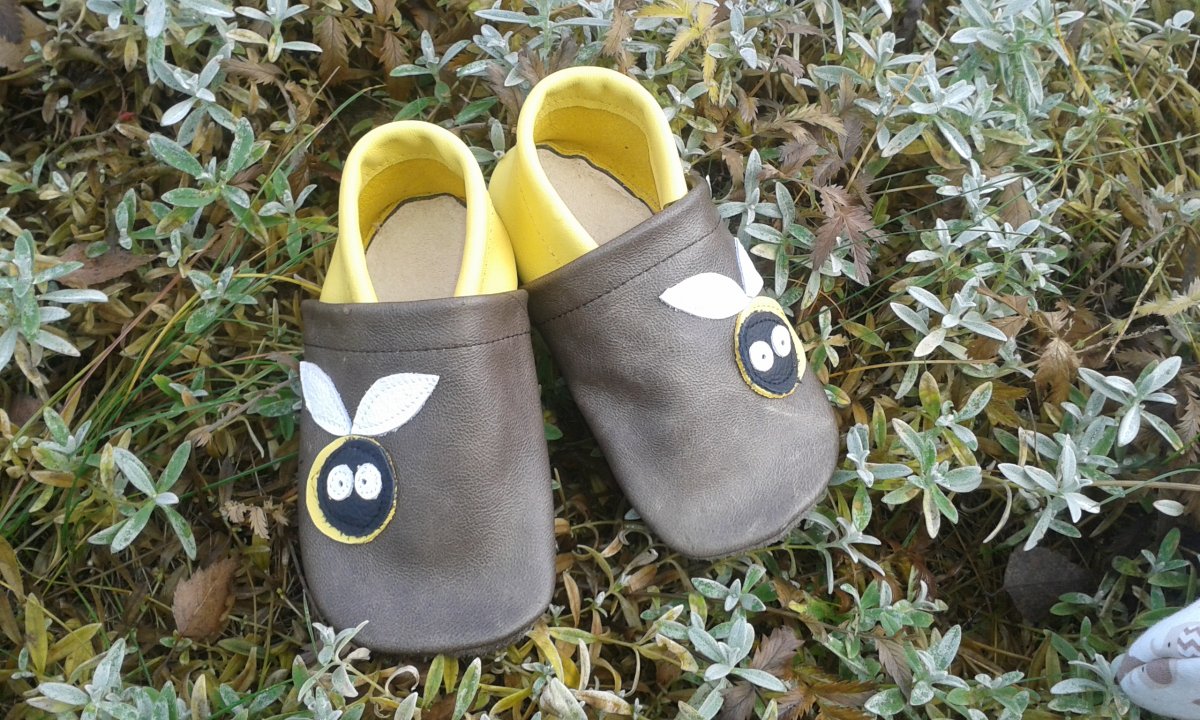 Kožené capáčky čmelák