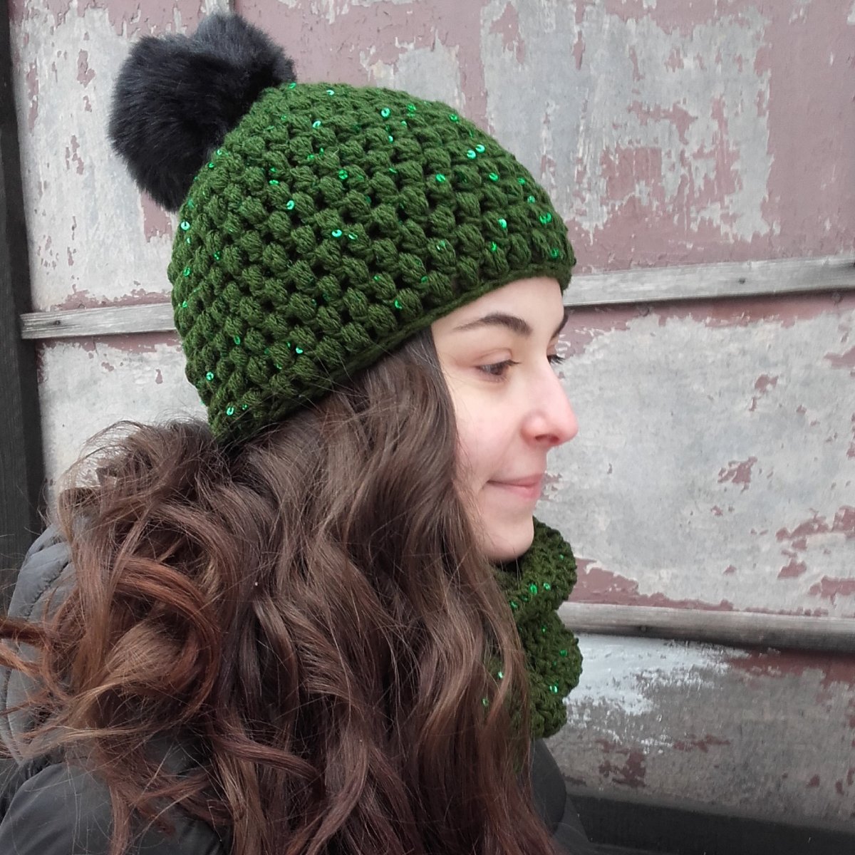 Háčkovaná čepice a nákrčník