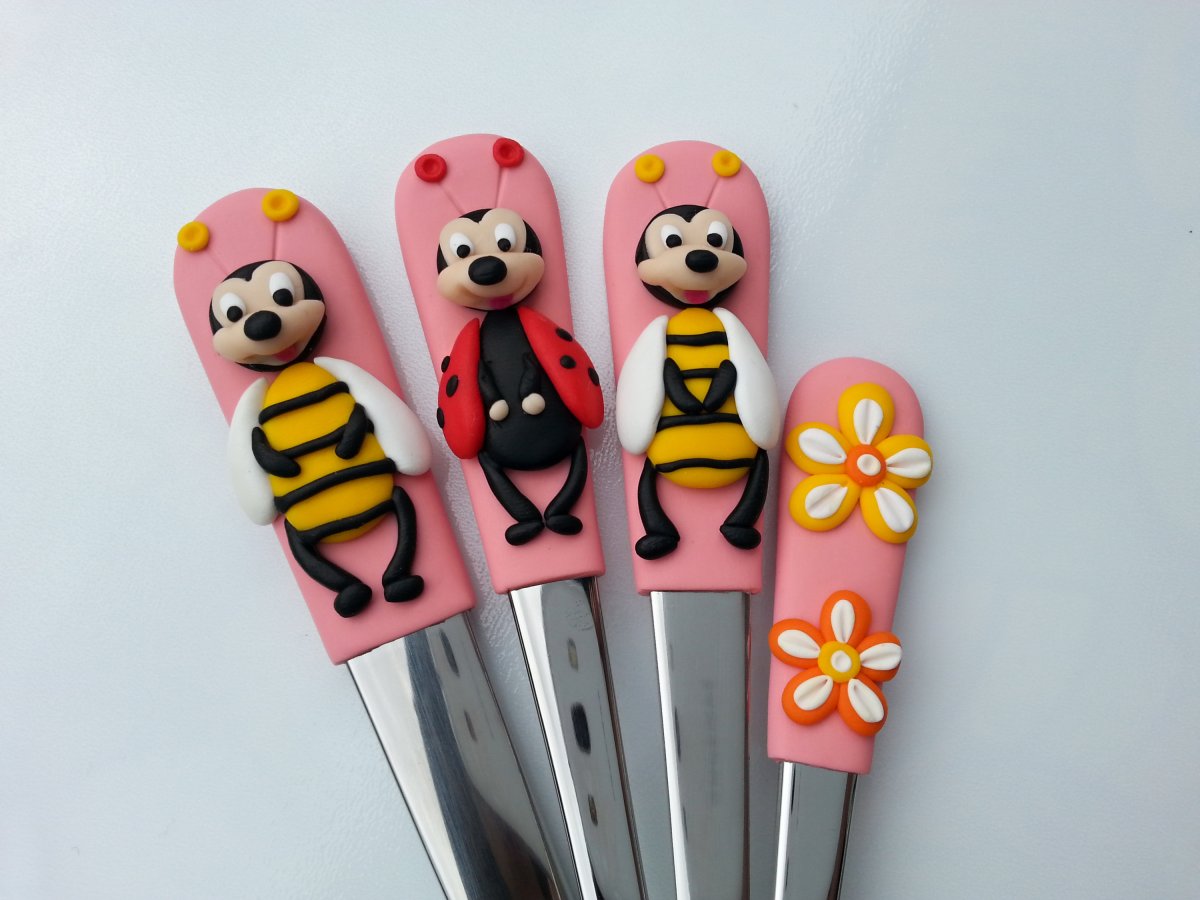 Příbor čmeláci a beruška- dětský