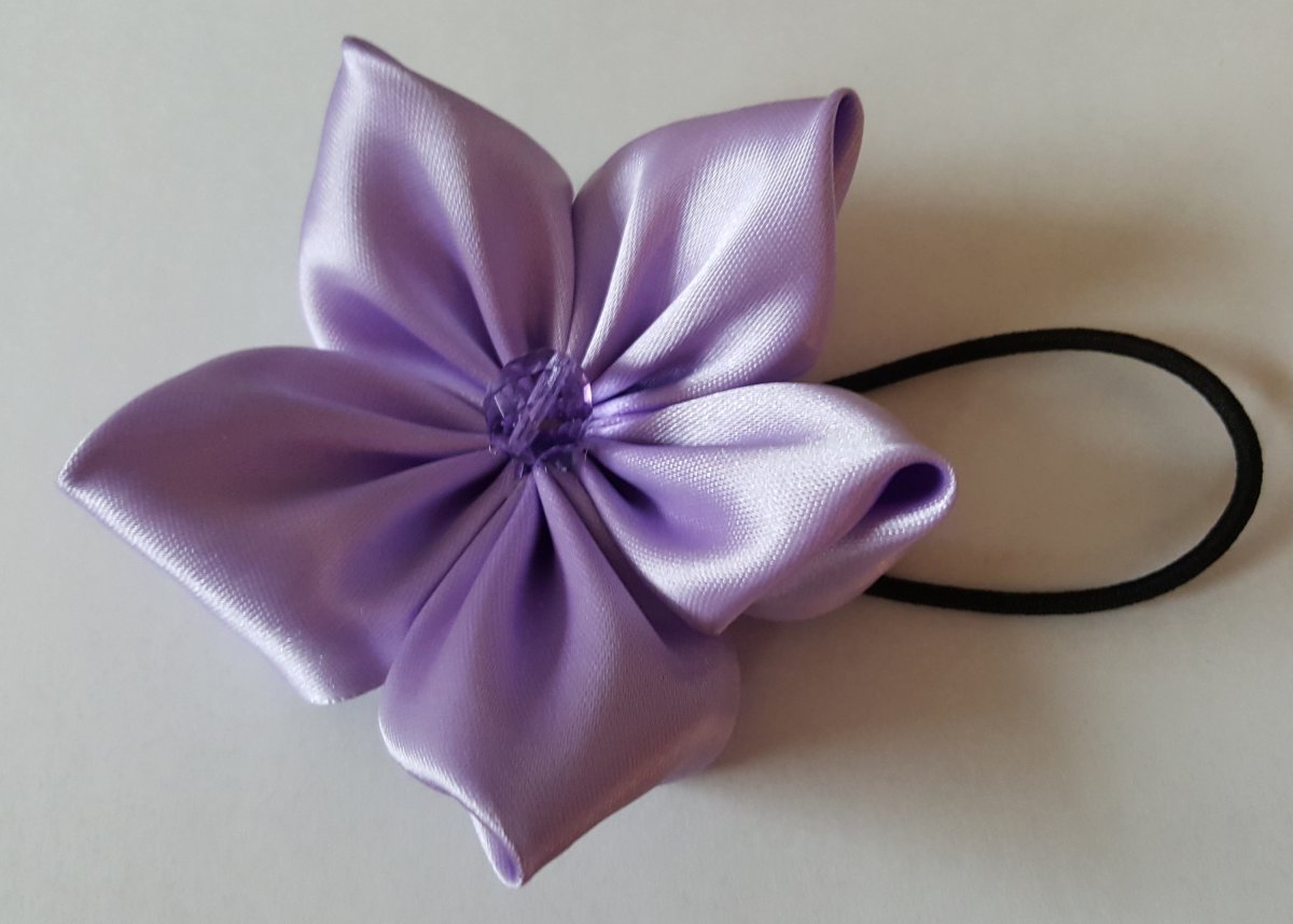 Květinová gumička 