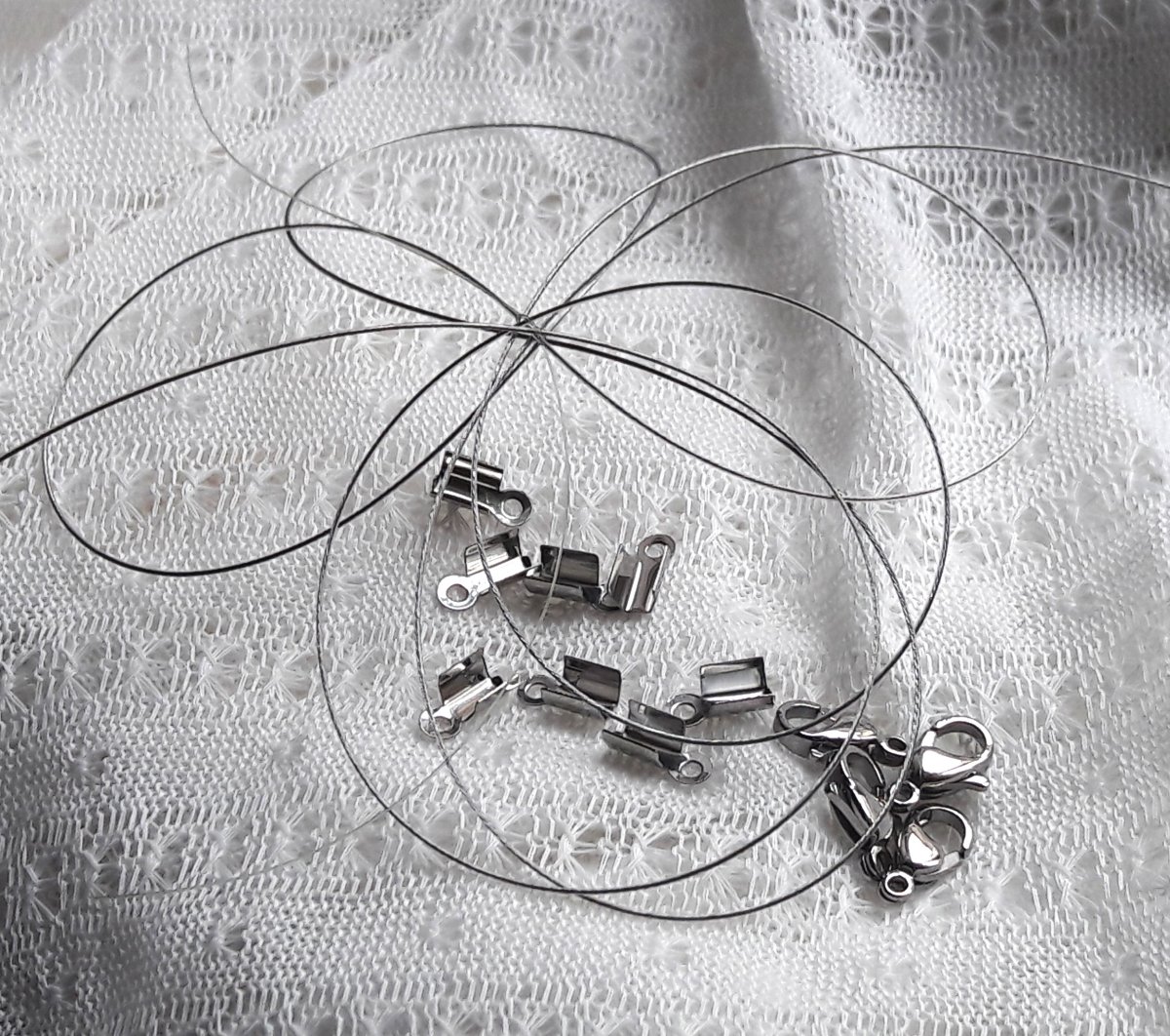 Ocelové lanko k přívěsku – zapínání OCEL