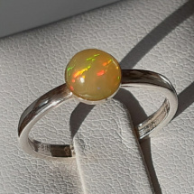 Stříbrný prsten s etiopským opálem vel. 56 Ag 925/1000