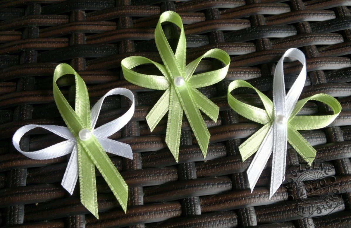 Svatební vývazek světle zelená/krémová zeleň