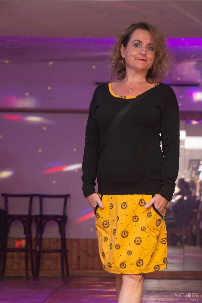 Šaty pampelišky, velikost M %SLEVA%