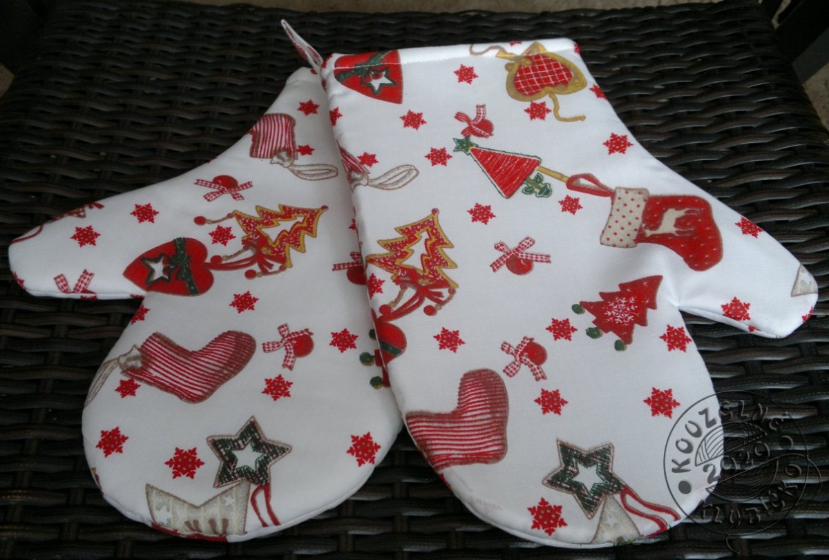 Vánoční chňapka VÁNOČNÍ MOTIVYs poutkem a magnetem - cena za 1 ks