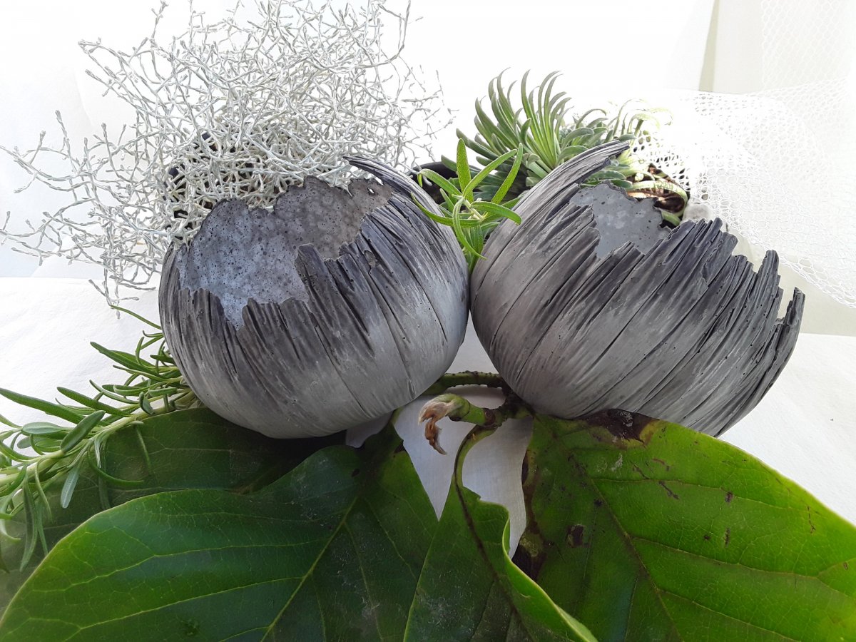 Beton-svícen skořepina "Křehké ombré"