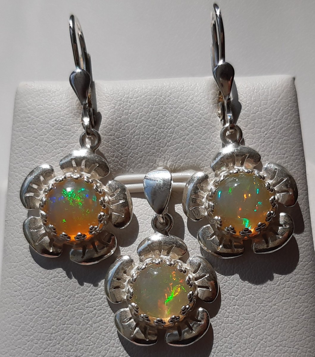 Stříbrná souprava s etiopským opálem Ag 925/1000