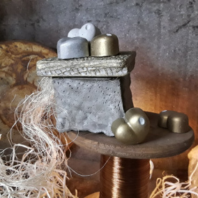 Betonová krabička  "Magnet.srdíčka"