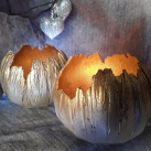 Betonové svícny skořepina "Přírodní+zlatá"