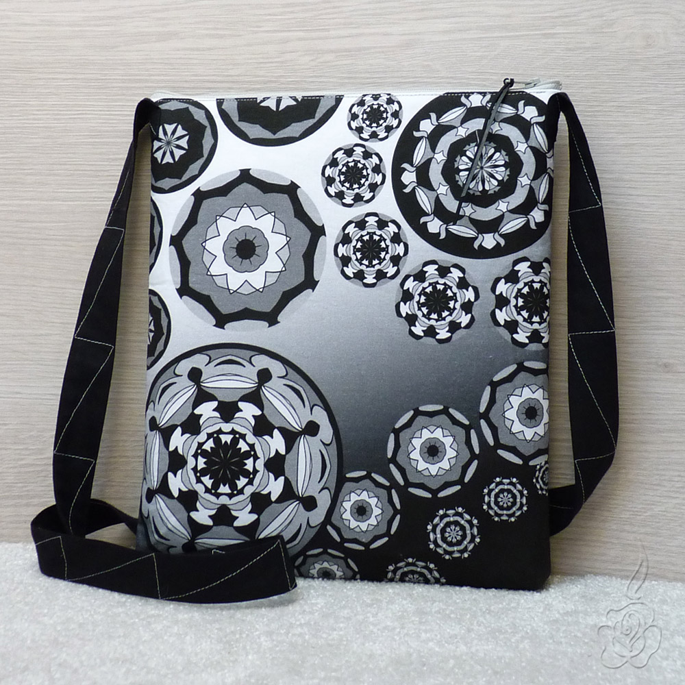 Originální černobílá taška - Zaila