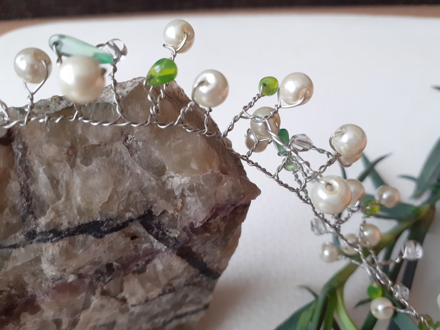 Ozdoba do vlasů z perliček