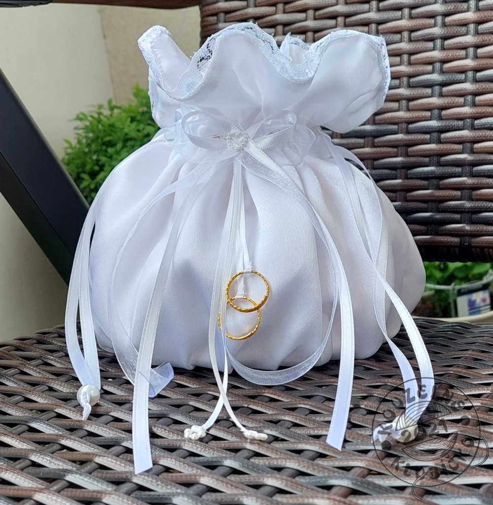 STŘEDNÍ měšec/kabelka ze saténu bílý