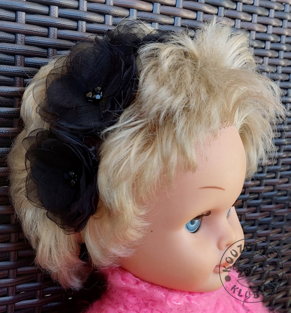 Čelenka  s 3 kvítky/černá