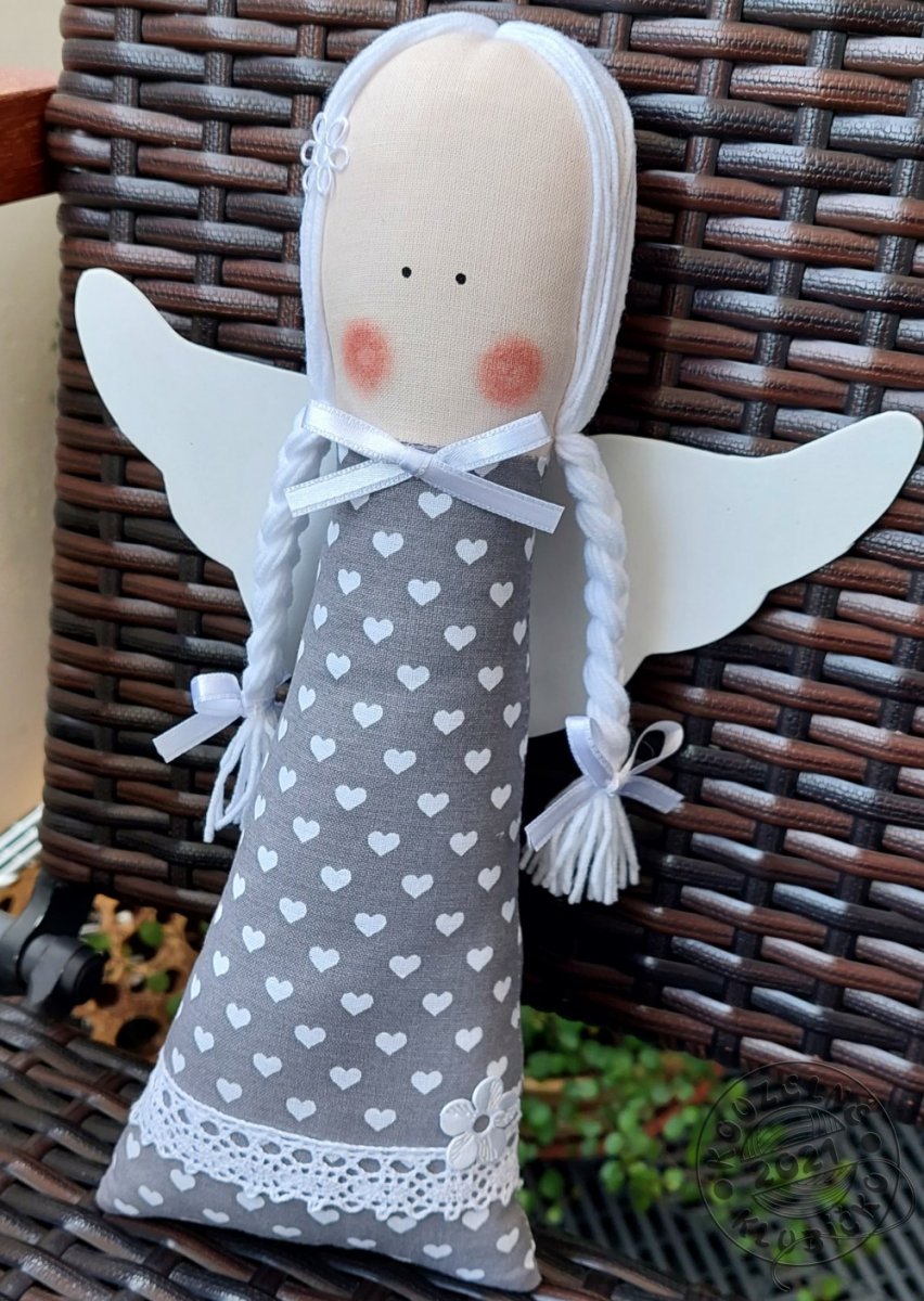 Andělka velká SRDÍČKOVÁ šedá