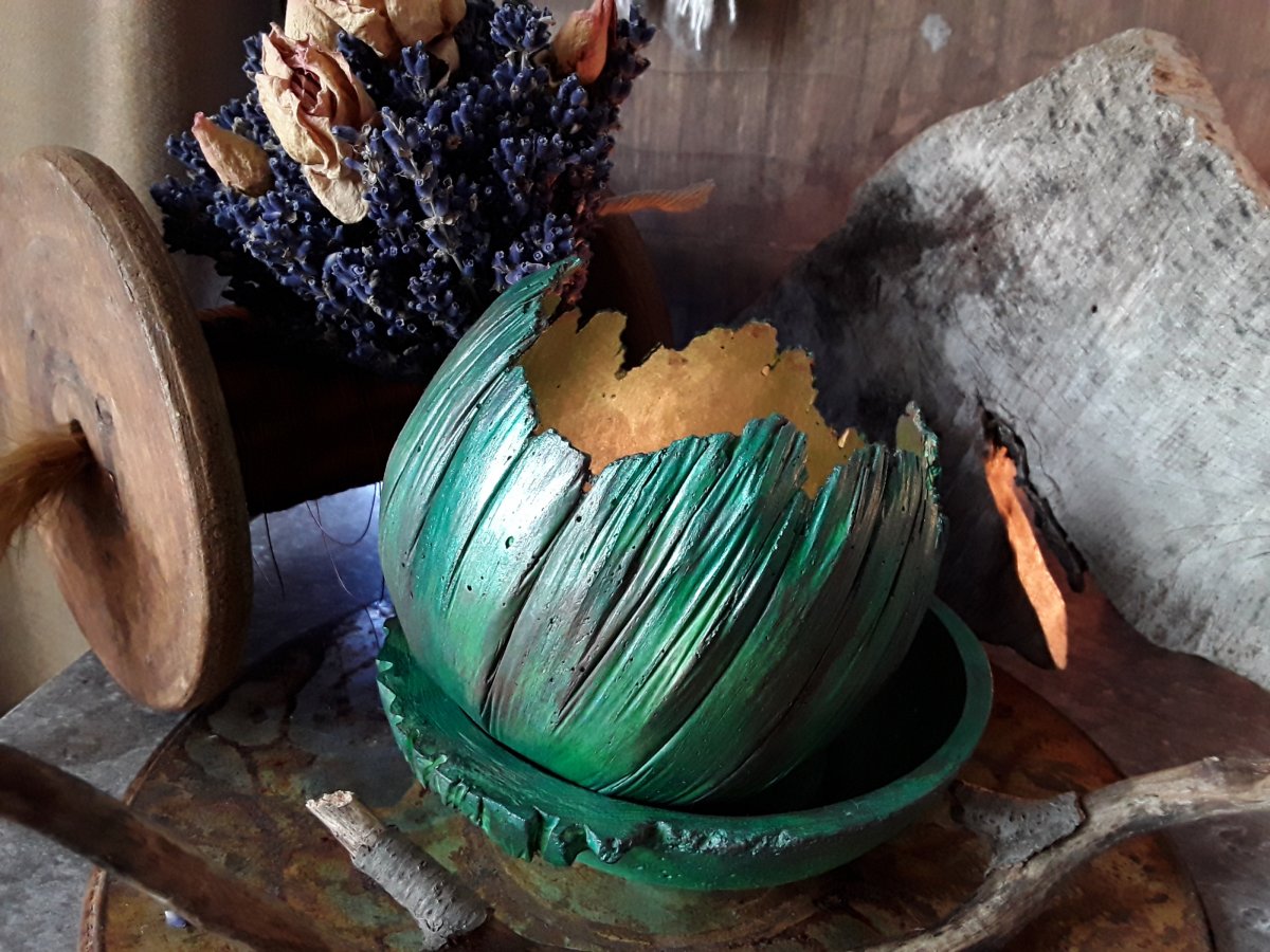 Betonová skořepina s podmiskou