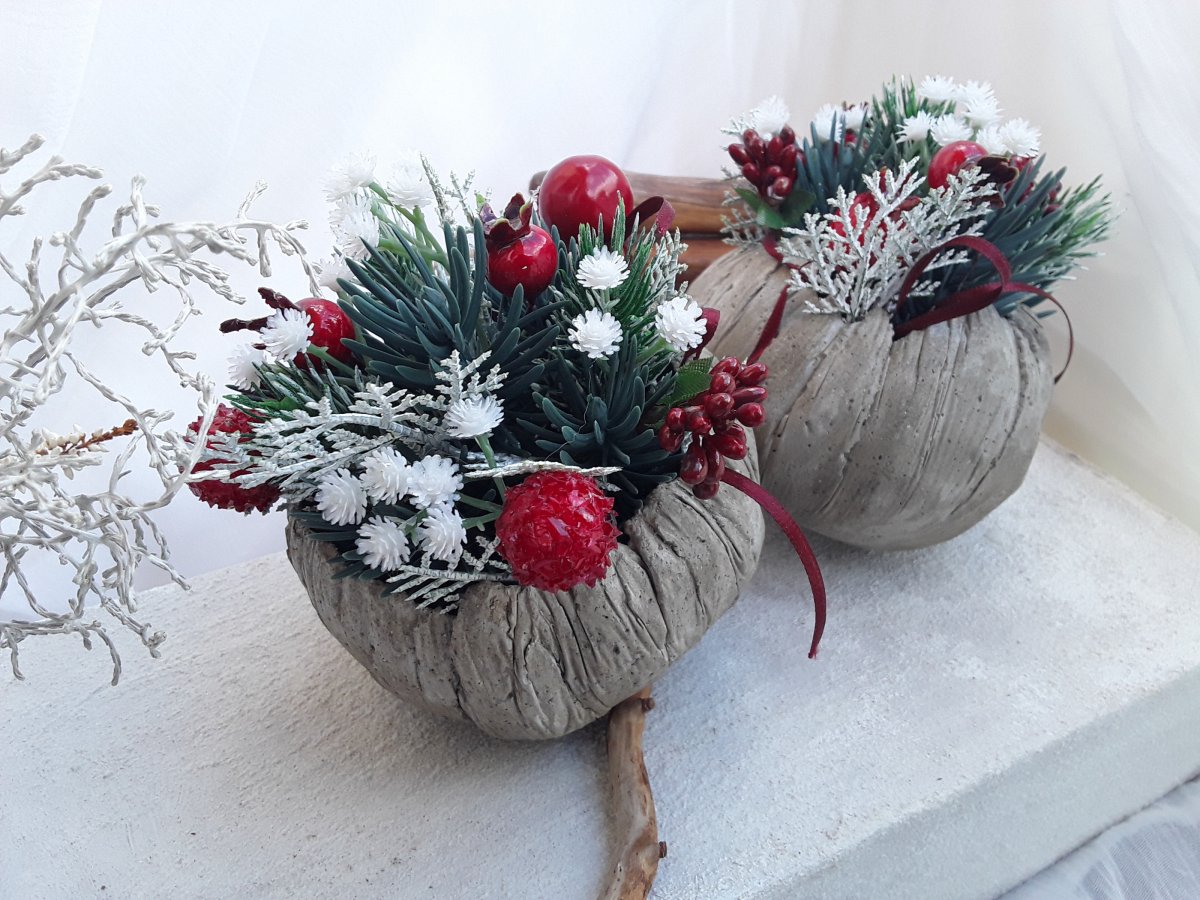 Beton-svícen s přízdobou "Přírodní betonu"