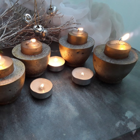 Betonový svícen-kalíšek "Beton+old gold"