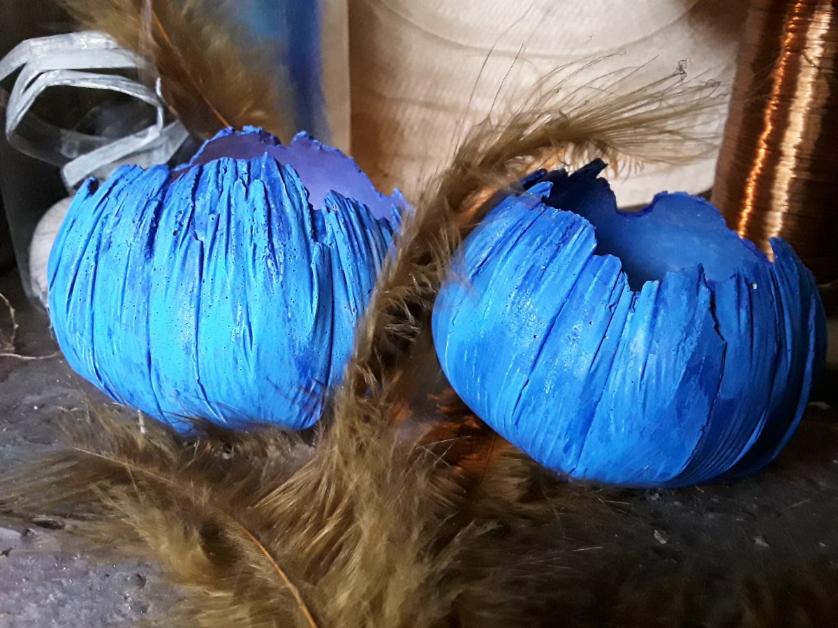 Betonová skořepina-svícen "Sv.námořnická modř"