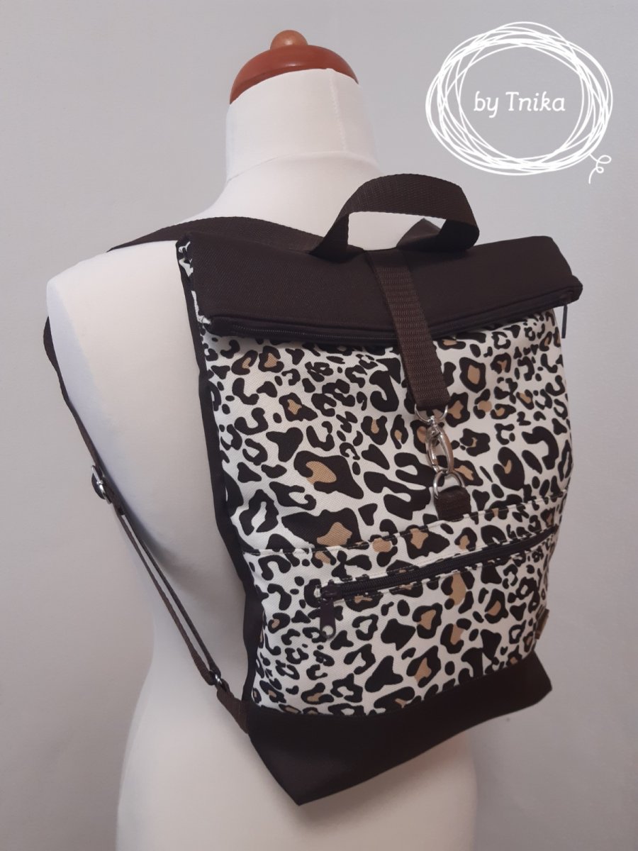 Batoh střední - šelma - FLIP