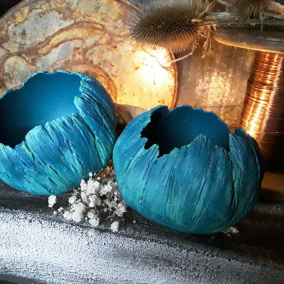 Beton-svícen-skořepina " Petrol v tyrkysu "